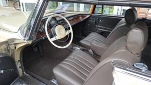 Imagen 43/52 de Mercedes-Benz 280 SE 3,5 (1970)