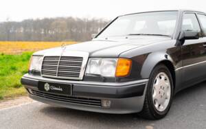 Bild 8/61 von Mercedes-Benz 500 E (1992)