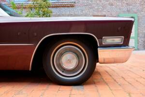 Bild 62/200 von Cadillac Coupe DeVille (1968)