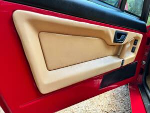Image 15/22 of Alfa Romeo SZ (1989)