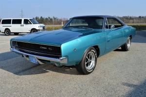 Image 9/46 de Dodge Charger R&#x2F;T 426 (1968)