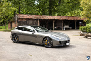 Image 56/61 de Ferrari GTC4Lusso (2017)
