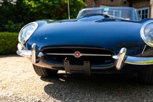 Bild 47/50 von Jaguar XK-E (1967)