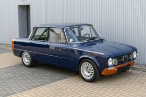 Image 29/56 of Alfa Romeo Giulia Nuova Super 1300 (1974)