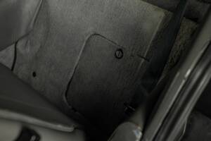 Image 45/66 of DeLorean DMC-12 (1981)