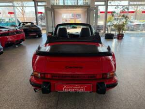 Imagen 28/35 de Porsche 911 Carrera 3.2 (1985)