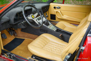 Image 5/80 de Ferrari 365 GTC&#x2F;4 (1972)