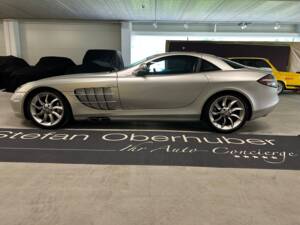 Image 11/34 of Mercedes-Benz SLR McLaren (2006)