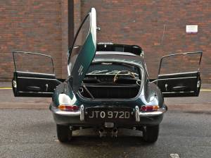 Immagine 13/50 di Jaguar E-Type (2+2) (1966)
