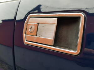 Bild 15/166 von Ferrari Dino 208 GT4 (1975)