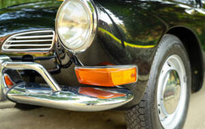 Image 25/65 de Volkswagen Karmann Ghia 1600 (1971)