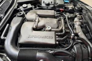 Image 16/40 de Jaguar XKR (1998)