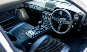 Image 4/50 de Porsche 924 S (1986)