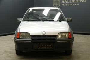Image 36/50 of Opel Kadett 2,0i GSi (1988)