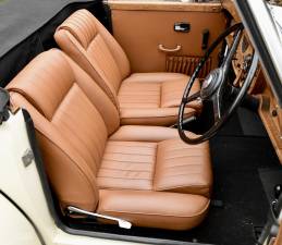 Image 45/50 of Bentley R-Type (1953)