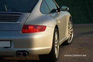 Imagen 21/27 de Porsche 911 Carrera (2008)