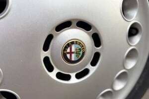 Image 13/26 of Alfa Romeo GTV 1.8 Twin Spark (1999)
