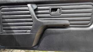 Immagine 13/53 di BMW 320i (1989)