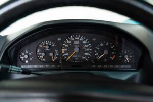 Image 13/37 of Mercedes-Benz SL 320 (1993)