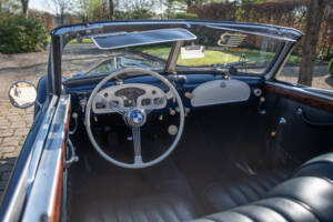 Image 15/32 of BMW 327 (1938)