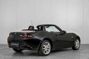 Immagine 2/50 di Mazda MX-5 1.5 (2016)