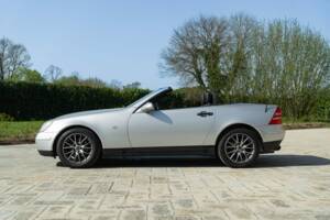 Afbeelding 4/50 van Mercedes-Benz SLK 200 (1997)