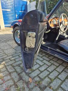 Image 30/100 of Triumph TR 6 PI (1971)