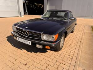 Afbeelding 35/59 van Mercedes-Benz 560 SL (1986)
