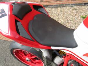 Bild 19/40 von Ducati 1098 R (2008)
