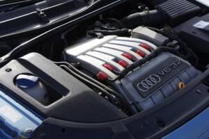 Image 10/20 de Audi TT 3.2 quattro (2004)