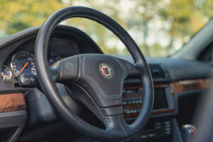 Bild 7/97 von ALPINA B10 V8 (1998)