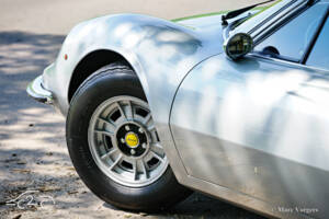 Immagine 60/73 di Ferrari Dino 246 GT (1972)