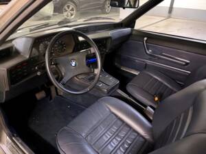 Image 2/7 of BMW 633 CSi (1976)