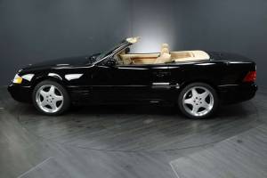 Image 3/30 of Mercedes-Benz SL 500 (2001)