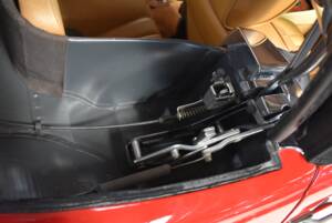 Image 16/94 of Mercedes-Benz 560 SL (1988)
