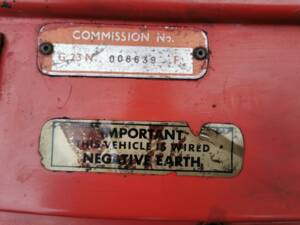 Image 32/58 of MG MGB (1968)