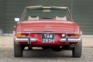 Image 13/18 of Mercedes-Benz 280 SL (1970)