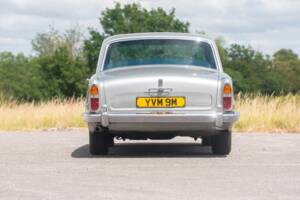 Image 21/50 of Rolls-Royce Silver Shadow I (1973)