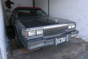 Image 4/23 of Cadillac Convertible de Ville (1986)
