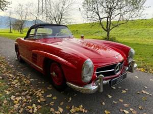Image 11/28 of Mercedes-Benz 300 SL Roadster (1960)