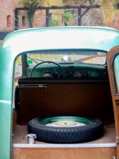 Image 23/51 de FIAT 500 C Giardiniera (1951)