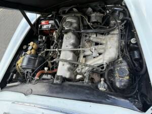 Image 46/50 of Mercedes-Benz 280 SL (1968)