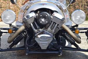 Bild 27/31 von Morgan 3-Wheeler (2014)