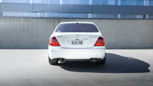 Image 5/51 of Mercedes-Benz S 65 AMG L (2004)