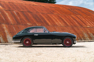 Image 3/34 of Aston Martin DB 2 (1953)