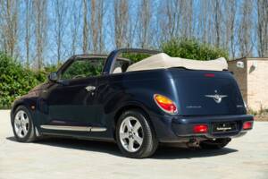 Imagen 9/50 de Chrysler PT Cruiser Cabrio Limited 2.4 (2005)