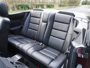 Image 14/20 of Mercedes-Benz E 220 (1996)