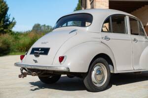 Image 15/50 of Morris Minor 1000 (1958)