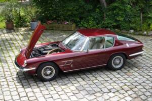 Bild 24/38 von Maserati Mistral 4000 (1968)