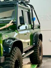 Image 6/31 de Land Rover Defender 110 (2005)